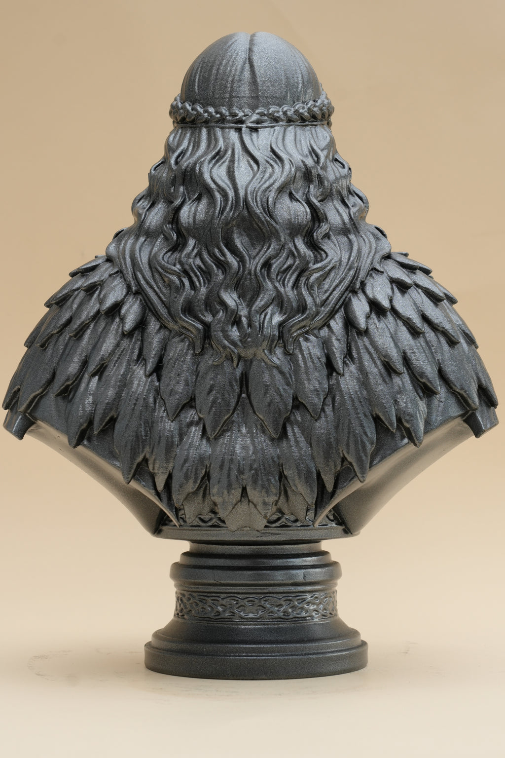 Freya bust, rear view