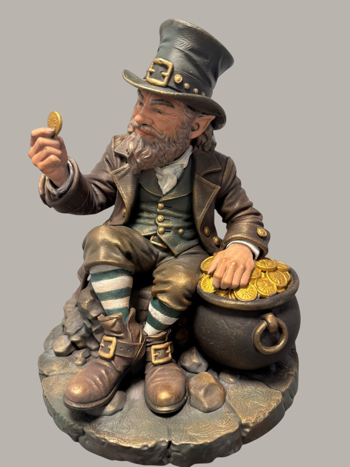 The Leprechaun — Keeper of Secrets sculpture, alternate front view