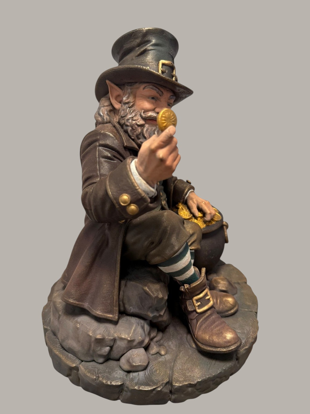 The Leprechaun — Keeper of Secrets sculpture, alternate three-quarter view